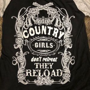 🆕 Country girls graphic 3/4 sleeve shirt - Size S